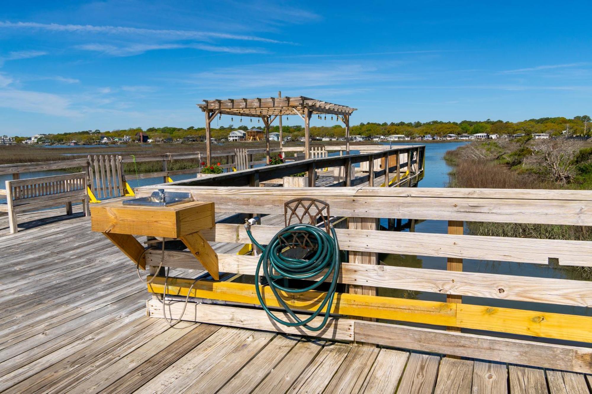 Sea Watch Inn At The Landing Garden City Bagian luar foto